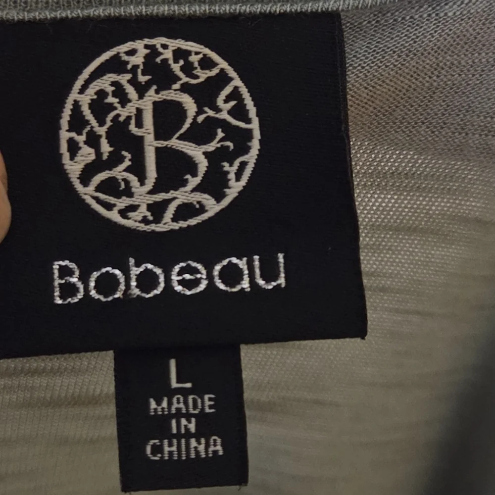 Light Teal Short Sleeve Top with Embroidery - Picture 6 of 6